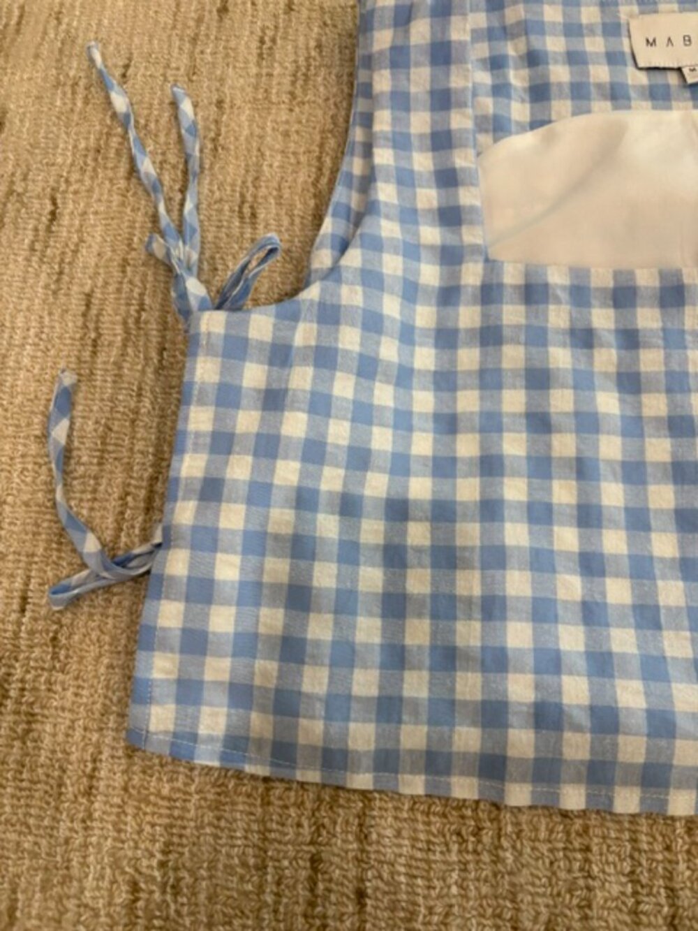 Mable Crop Top - Picture 2 of 9